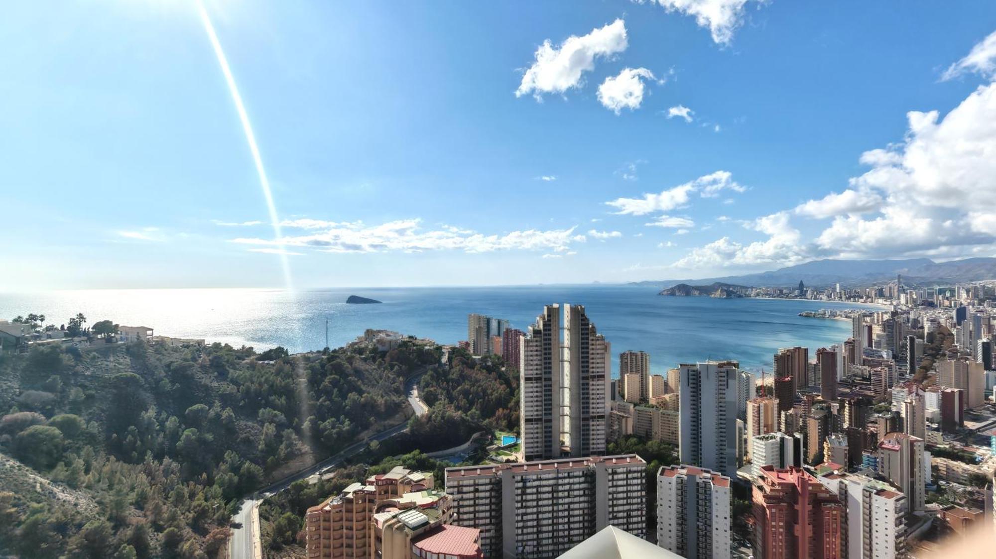 Skyline 31 Terraza Privada Con Vistas Al Mar Διαμέρισμα Μπένιντορμ Εξωτερικό φωτογραφία